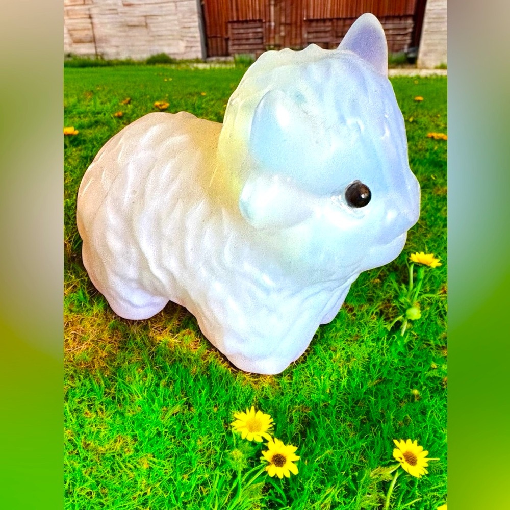 Opalite Highlands Cow Figurine (one)
